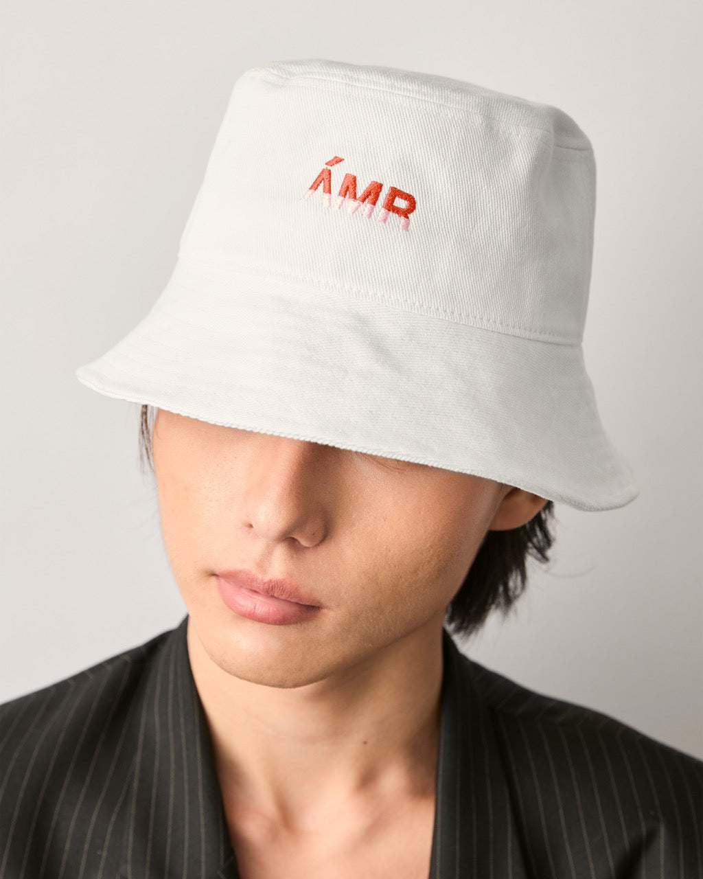 AMR DE SAISON ( AIMER ) - AMR Bucket Hat