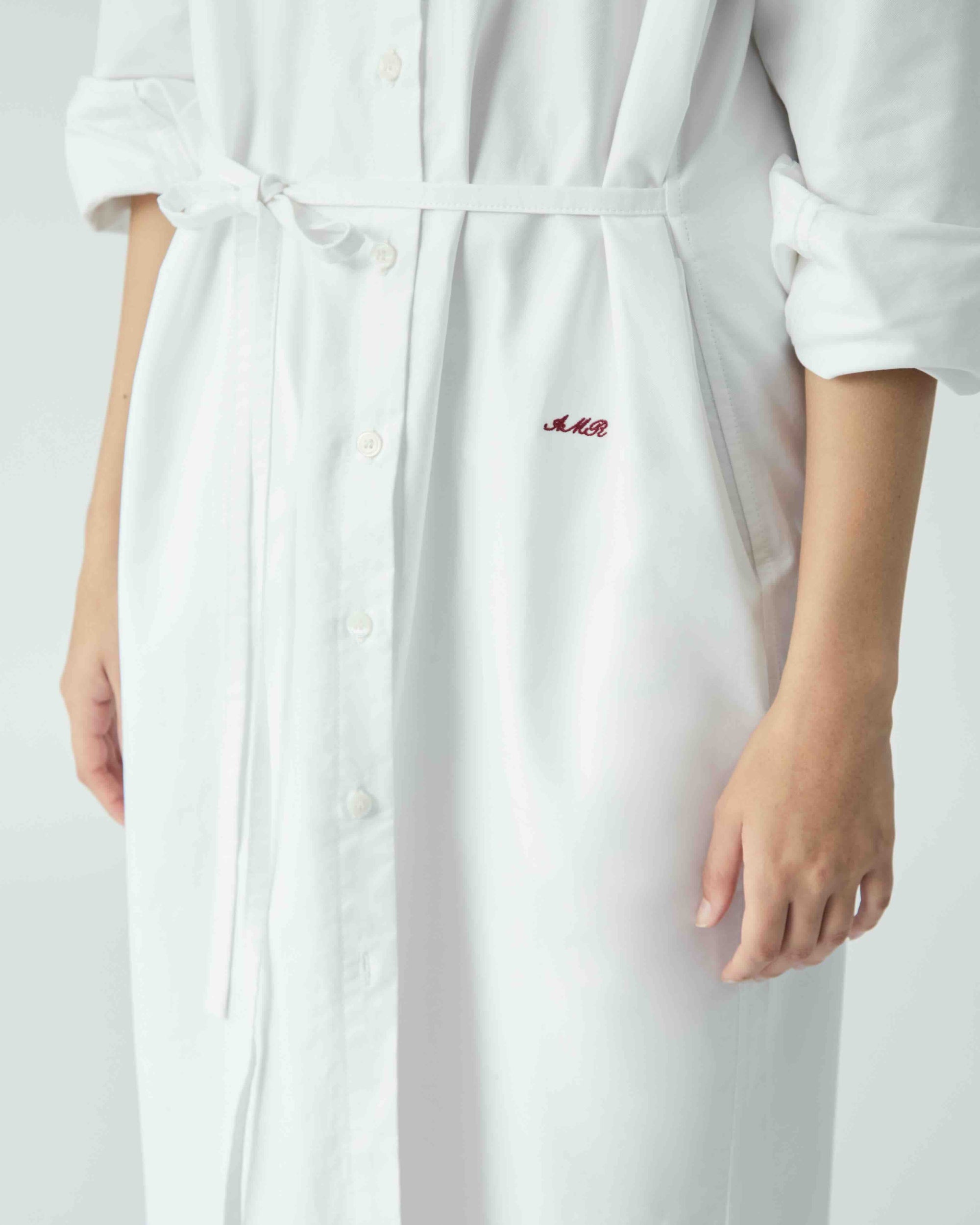 Le soleil d'ete - Oxford Shirtdress with Drawstring in White