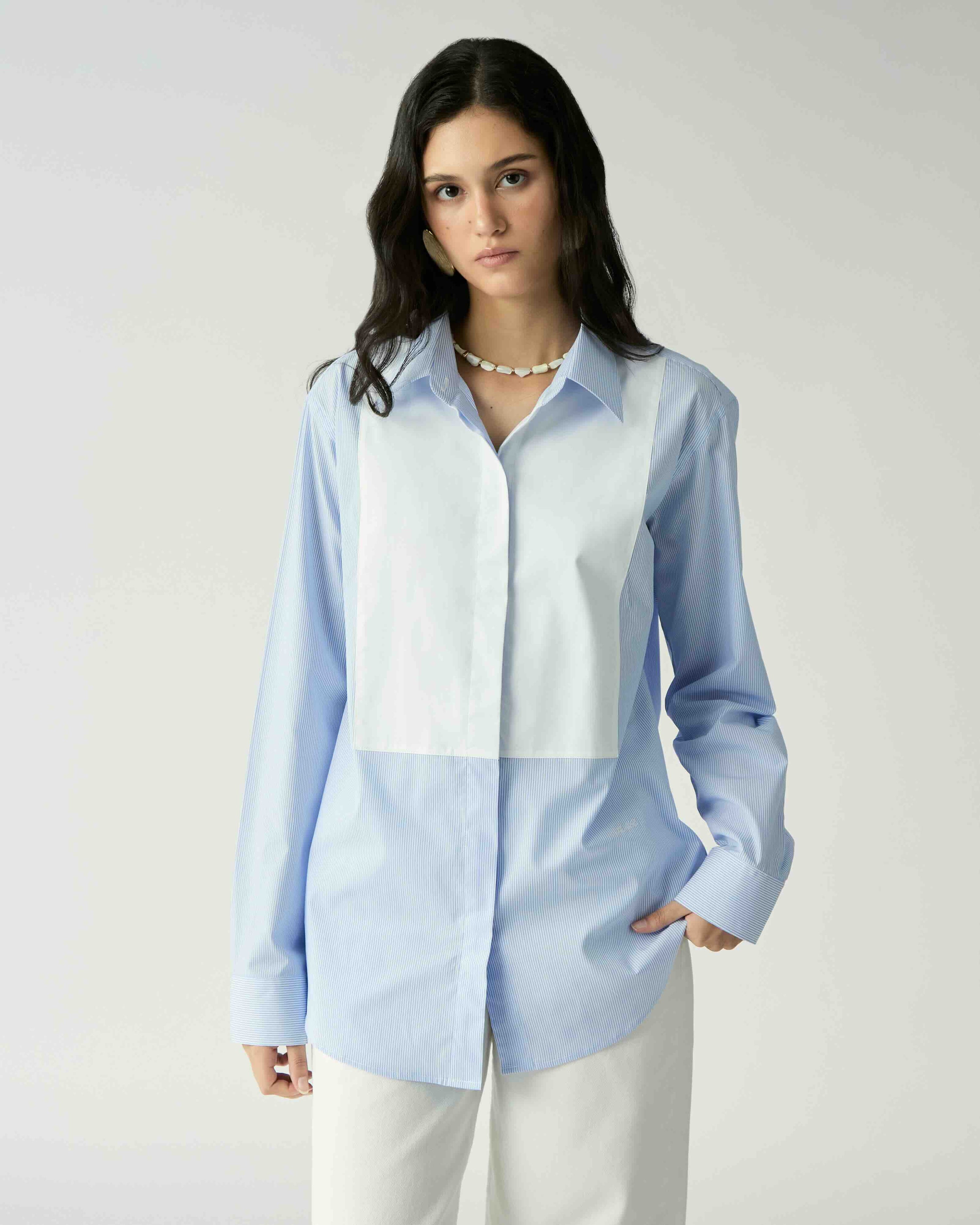 Le soleil d'été - Tailored Tuxedo Shirt in White Blue Stripe