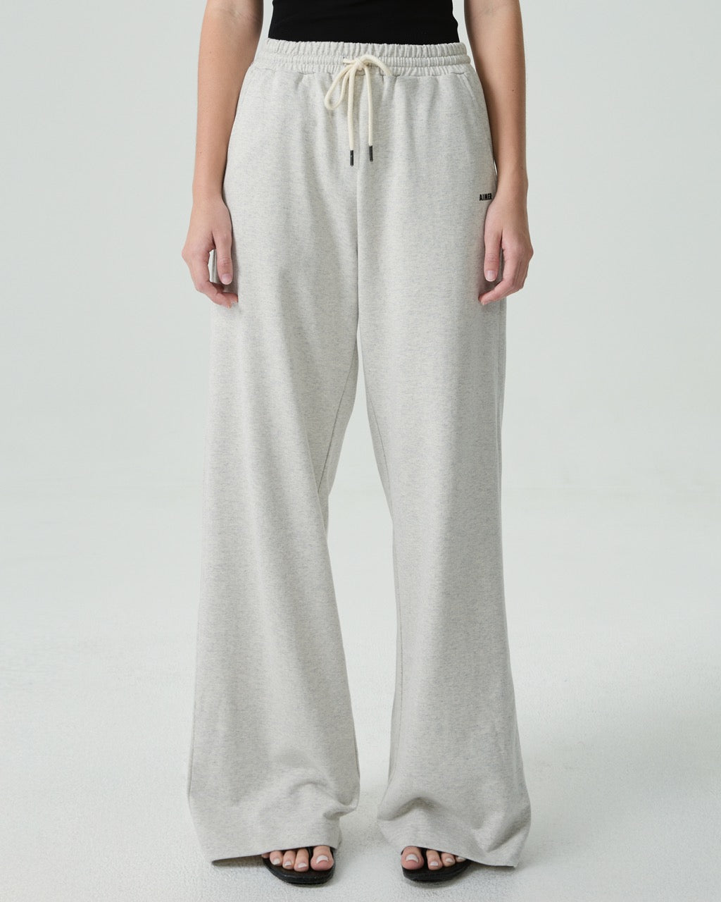 Découvrir - Drawstring Sweatpants in Light Grey