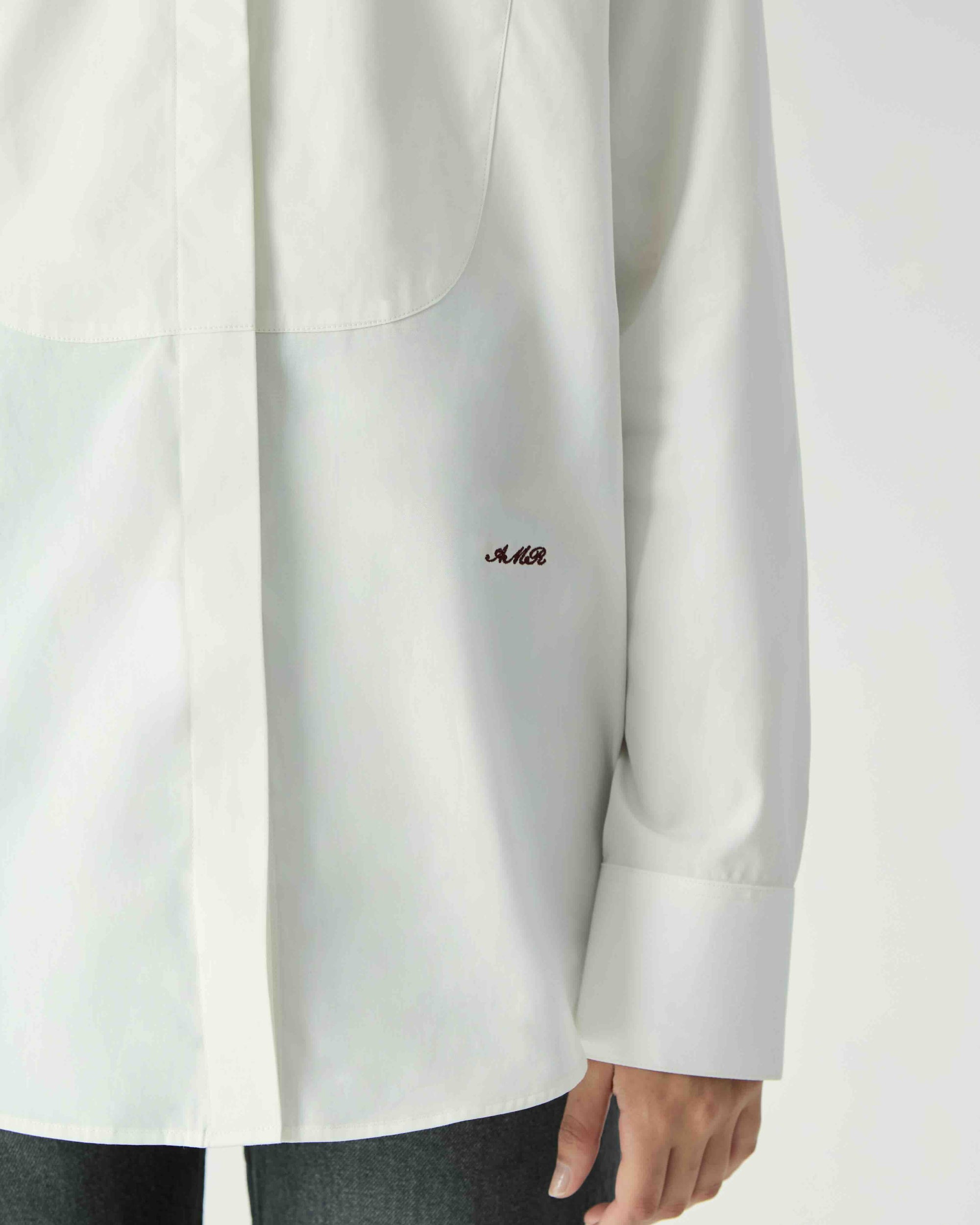 Le soleil d'ete - Tailored Tuxedo Shirt in White